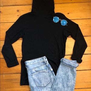 Basic cotton turtle neck & Boyfriend jeans